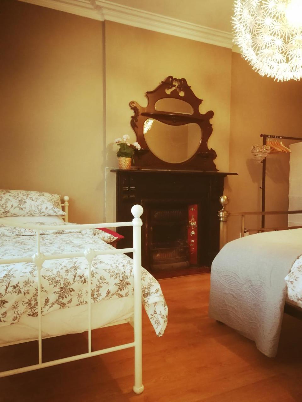 The Village Rooms Dundalk Eksteriør bilde