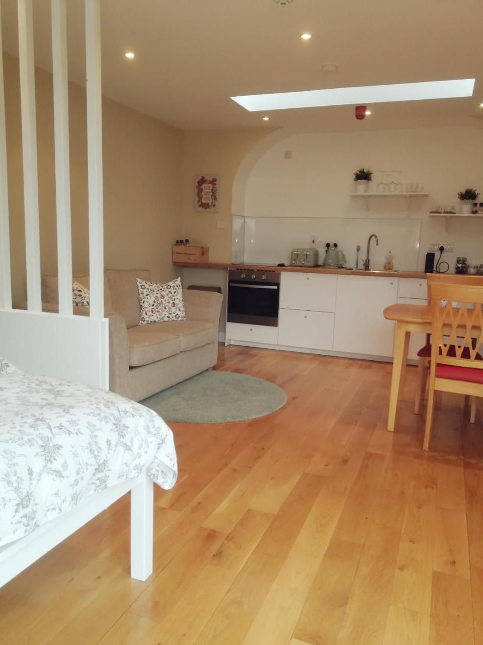 The Village Rooms Dundalk Eksteriør bilde